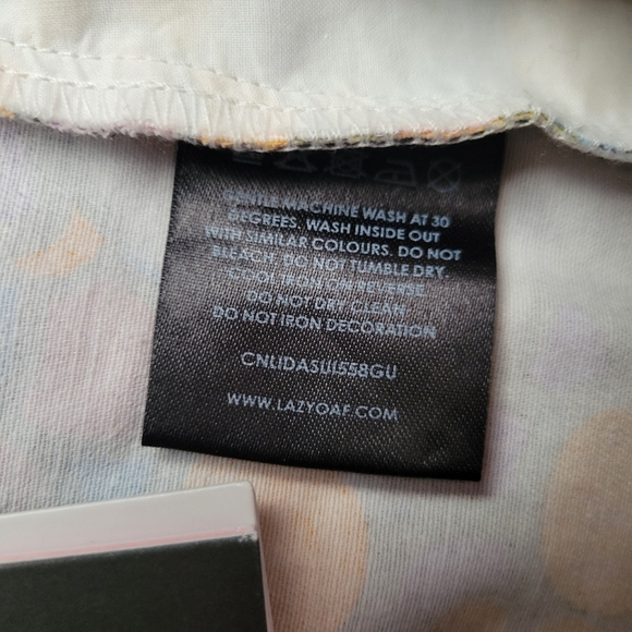 Lazy Oaf All The Flowers Peggy Pants Floral Tapered Pleated Size UK 8 US 4 NWT - Picture 5 of 7